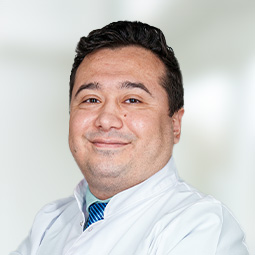 Op. Dr. Asım Kayıklık