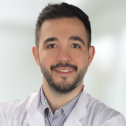 Op. Dr. Oğuzhan Özçelik